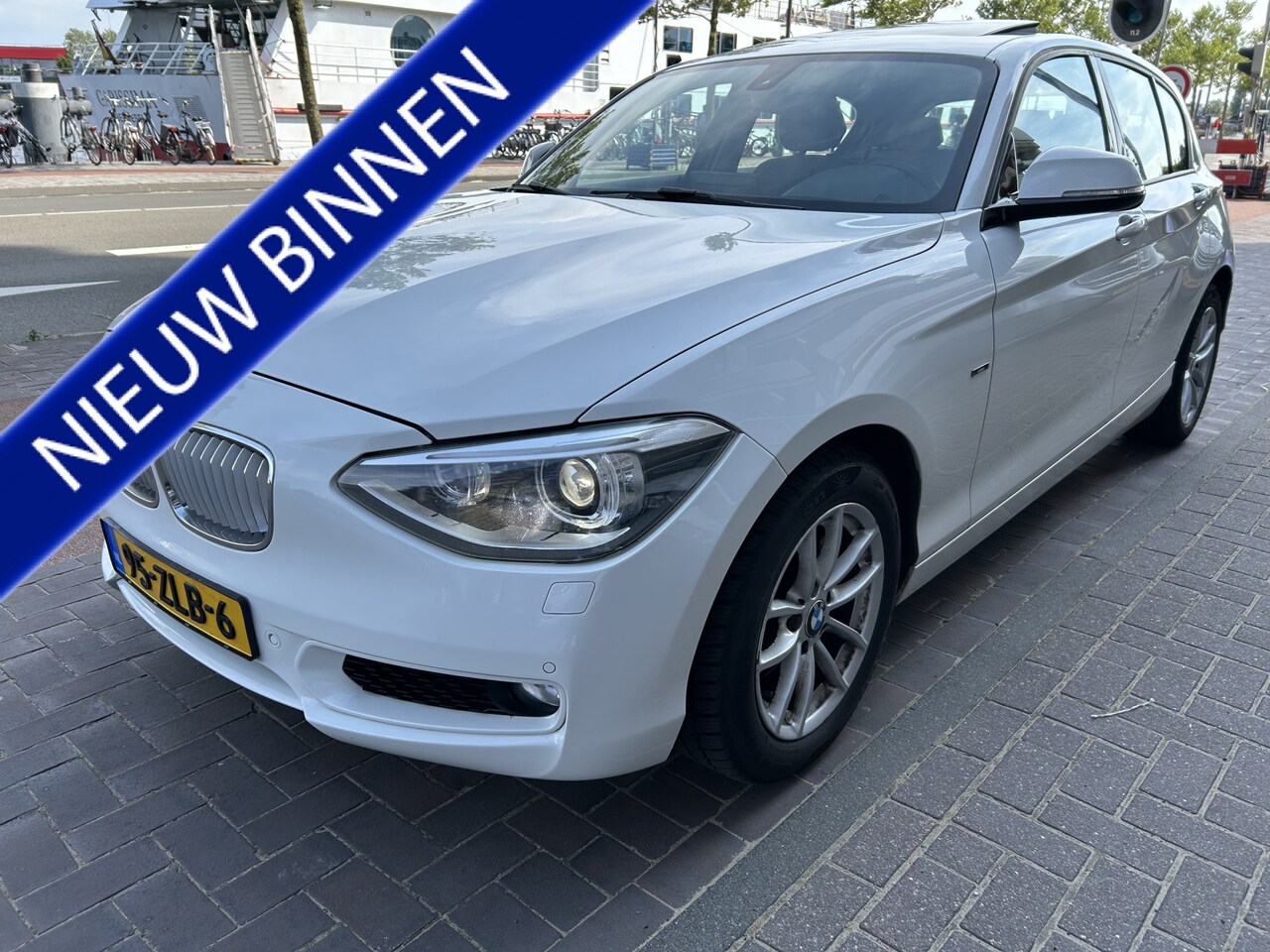 BMW 1-serie - 118i Business urben uitv. navi airco/ecc apk - AutoWereld.nl