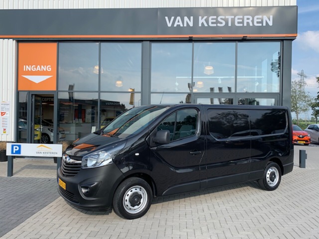 Opel Vivaro - GB 1.6 CDTi BiTurbo 125pk Start/Stop L2H1 350/2900 Business+ / Navi / Cruise- Control - AutoWereld.nl