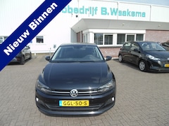 Volkswagen Polo - 1.0 TSI Comfortline Business