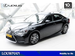 Lexus IS - 300h Hybrid Business Line Limited | Schuifdak | Navigatie | Stoelverwarming |