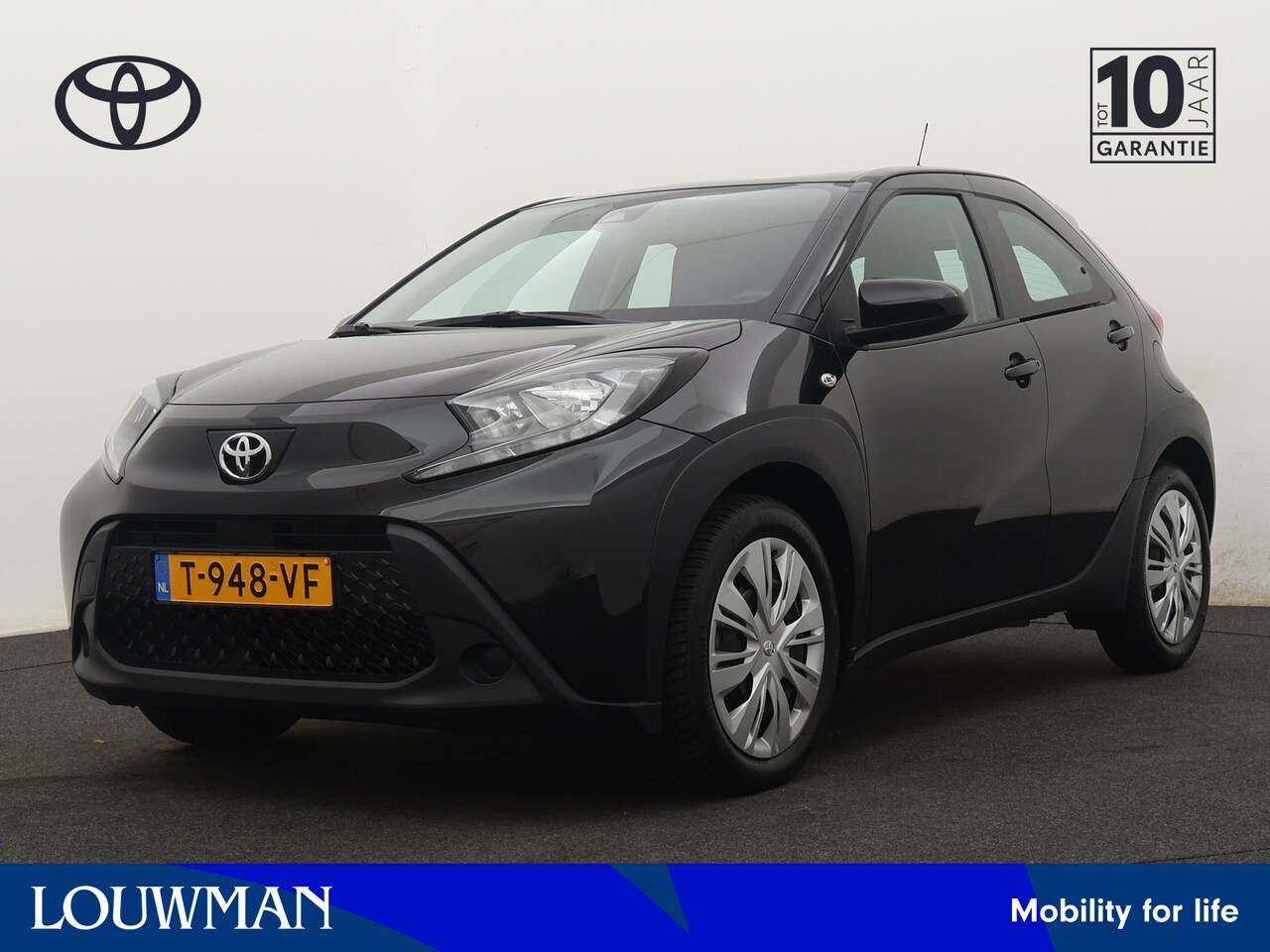 Toyota Aygo X - 1.0 VVT-i MT Play | Apple Carplay / Android Auto | Parkeercamera | - AutoWereld.nl