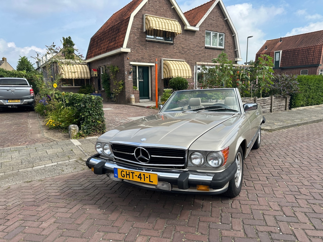 Mercedes-Benz SL-klasse Cabrio - 560 SL - AutoWereld.nl