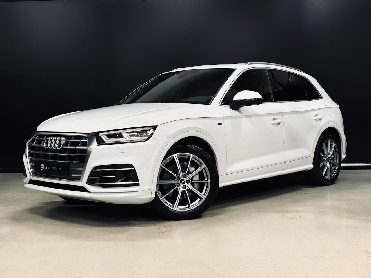 Audi Q5 - 50 TFSI e Quattro S-Line, Pano, ACC, Luchtvering, Navi, Carplay, Cam, Matrix Led, B&O, 20" - AutoWereld.nl