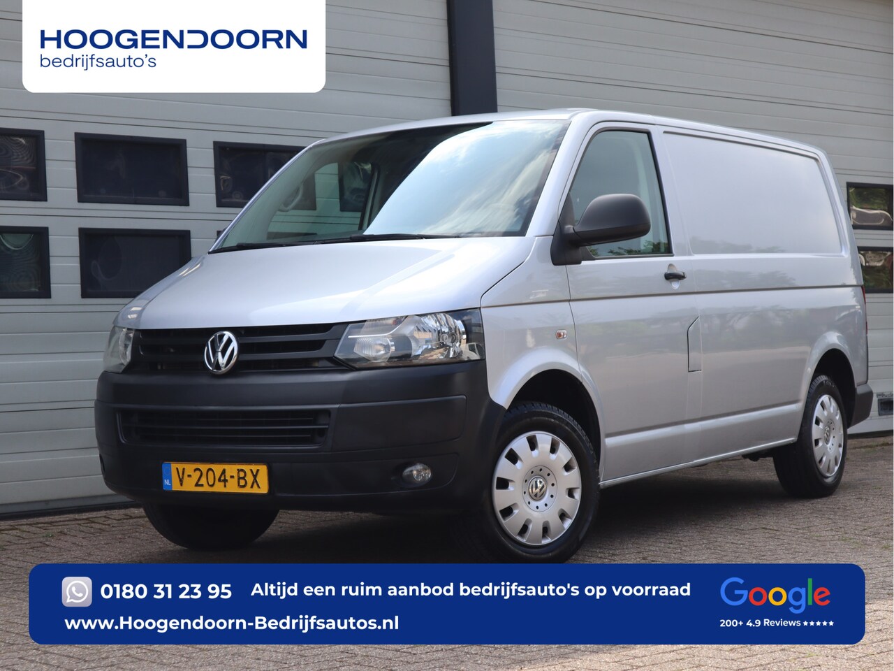 Volkswagen Transporter - 2.0 TDI 141pk - Navi - 2,5t KG Trekhaak - 3 Zits - AutoWereld.nl