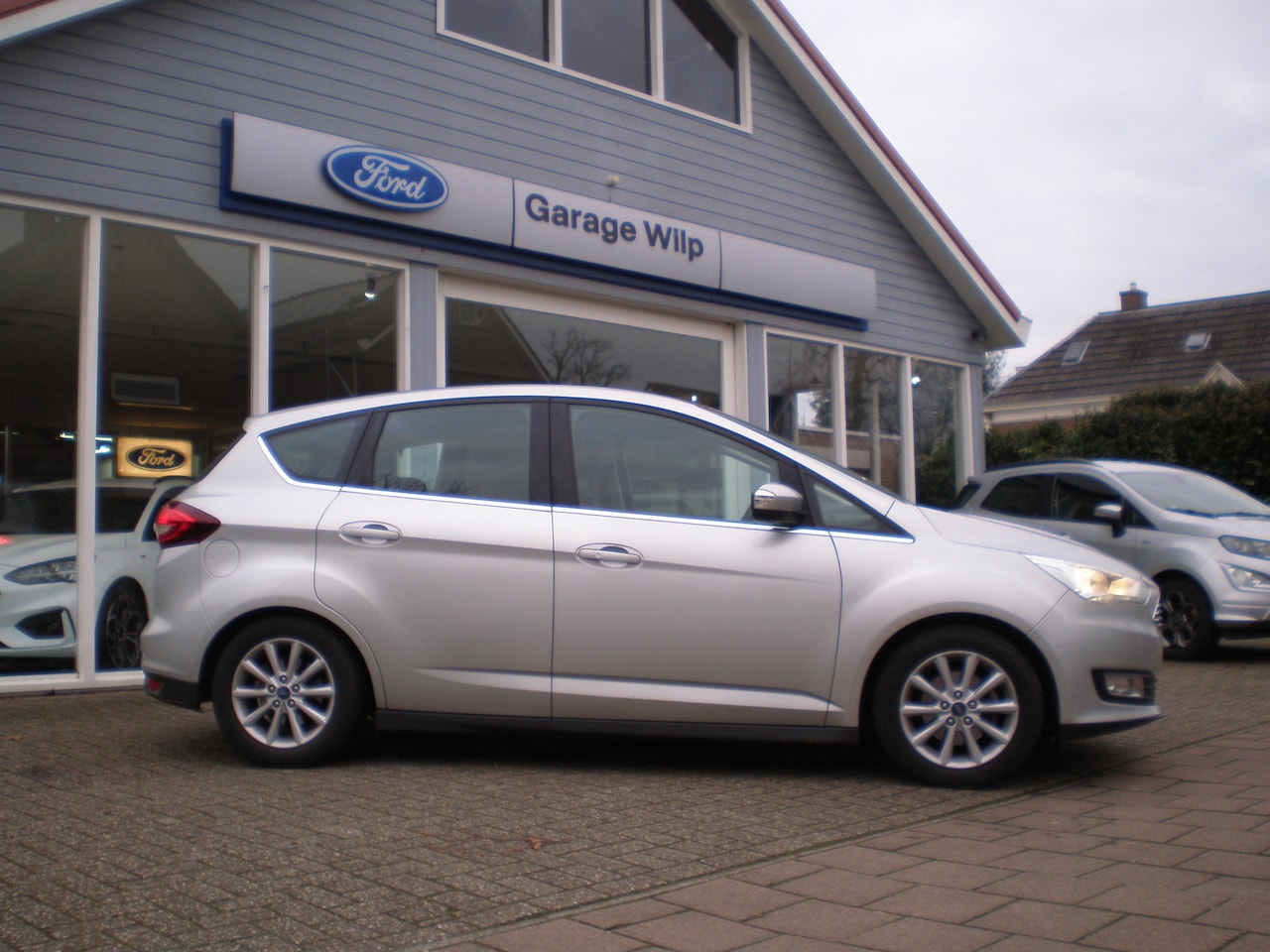 Ford C-Max - 1.0 EcoBoost 125pk Titanium - AutoWereld.nl