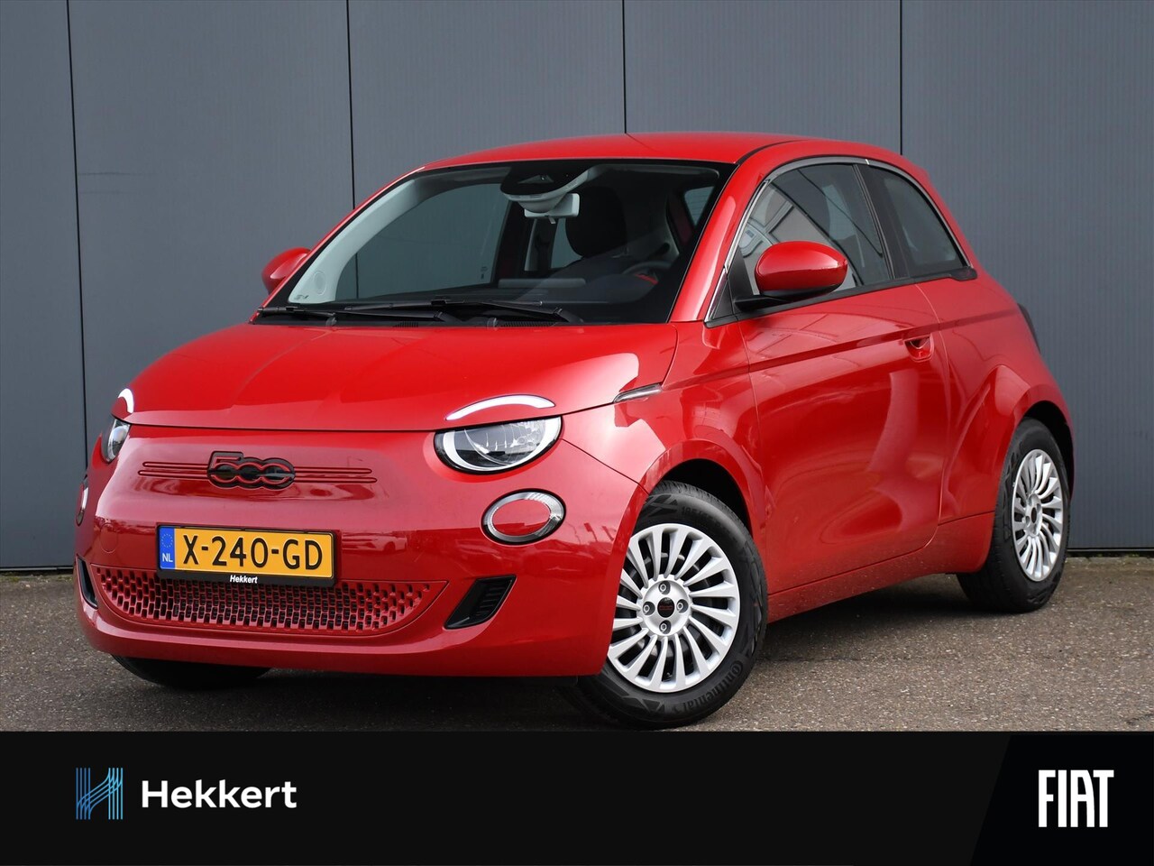 Fiat 500e - Red 24kWh 70pk Automaat 15''LM | NAVI | DAB | CLIMA | APPLE-CARPLAY | VERKEERSBORDHERKENNI - AutoWereld.nl