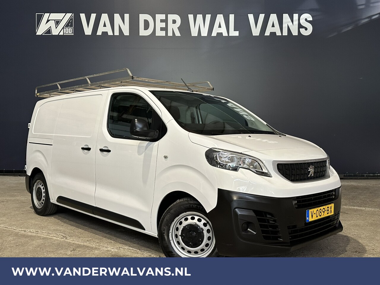 Peugeot Expert - 1.6 BlueHDI L2H1 Euro6 Airco | Trekhaak | Imperiaal | Trekhaak | Parkeersensoren 3 zits, C - AutoWereld.nl