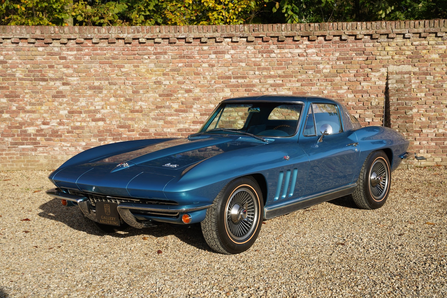 Chevrolet Corvette - Sting Ray Blue on Blue, Very nice condition, 327 4-speed - AutoWereld.nl