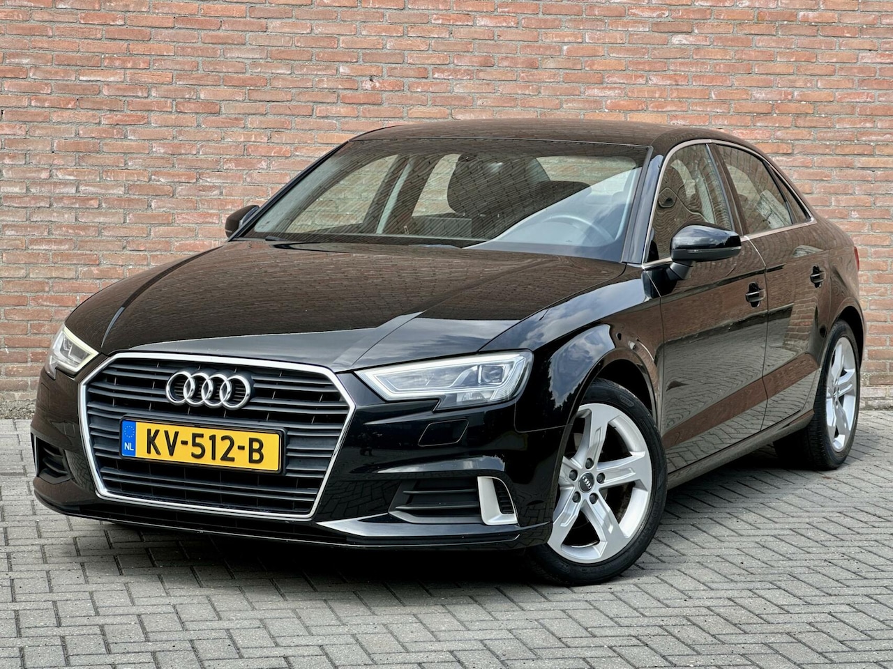 Audi A3 Limousine - 1.0 TFSI Automaat - Led Matrix - Sportstoelen - Navi - AutoWereld.nl