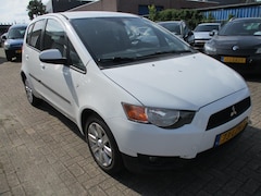 Mitsubishi Colt - 1.3 AIRCO CRUISE APK 1-2025