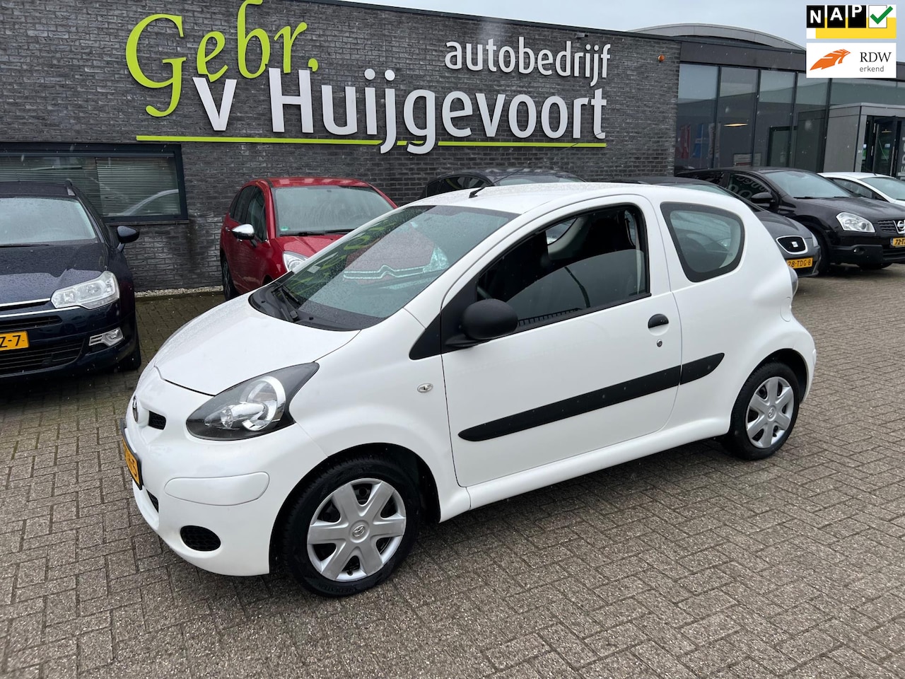 Toyota Aygo - 1.0-12V Cool AIRCO - AutoWereld.nl