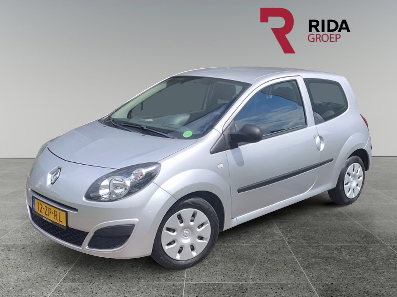 Renault Twingo - 1.2i Authentique - AutoWereld.nl