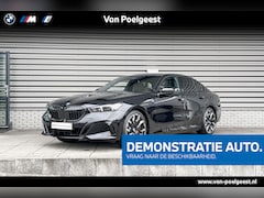 BMW 5-serie - Sedan 530e M Sport / Comfort Pack / Trekhaak