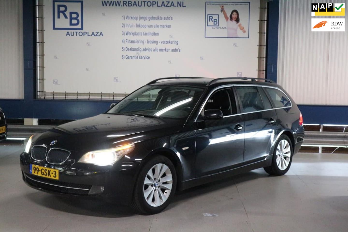 BMW 5-serie Touring - 520i Corporate Facelift / Youngtimer ! ! ! - AutoWereld.nl