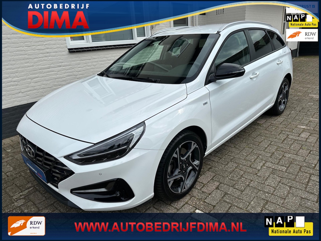 Hyundai i30 Wagon - 1.0 T-GDi MHEV Comfort Smart/ Navi/ Camera/ LED/ Stoelverwarming - AutoWereld.nl