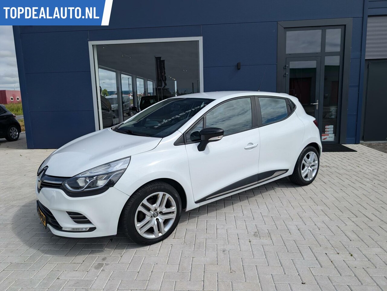 Renault Clio - 0.9 TCe Zen/Navi/Led/Cruise - AutoWereld.nl