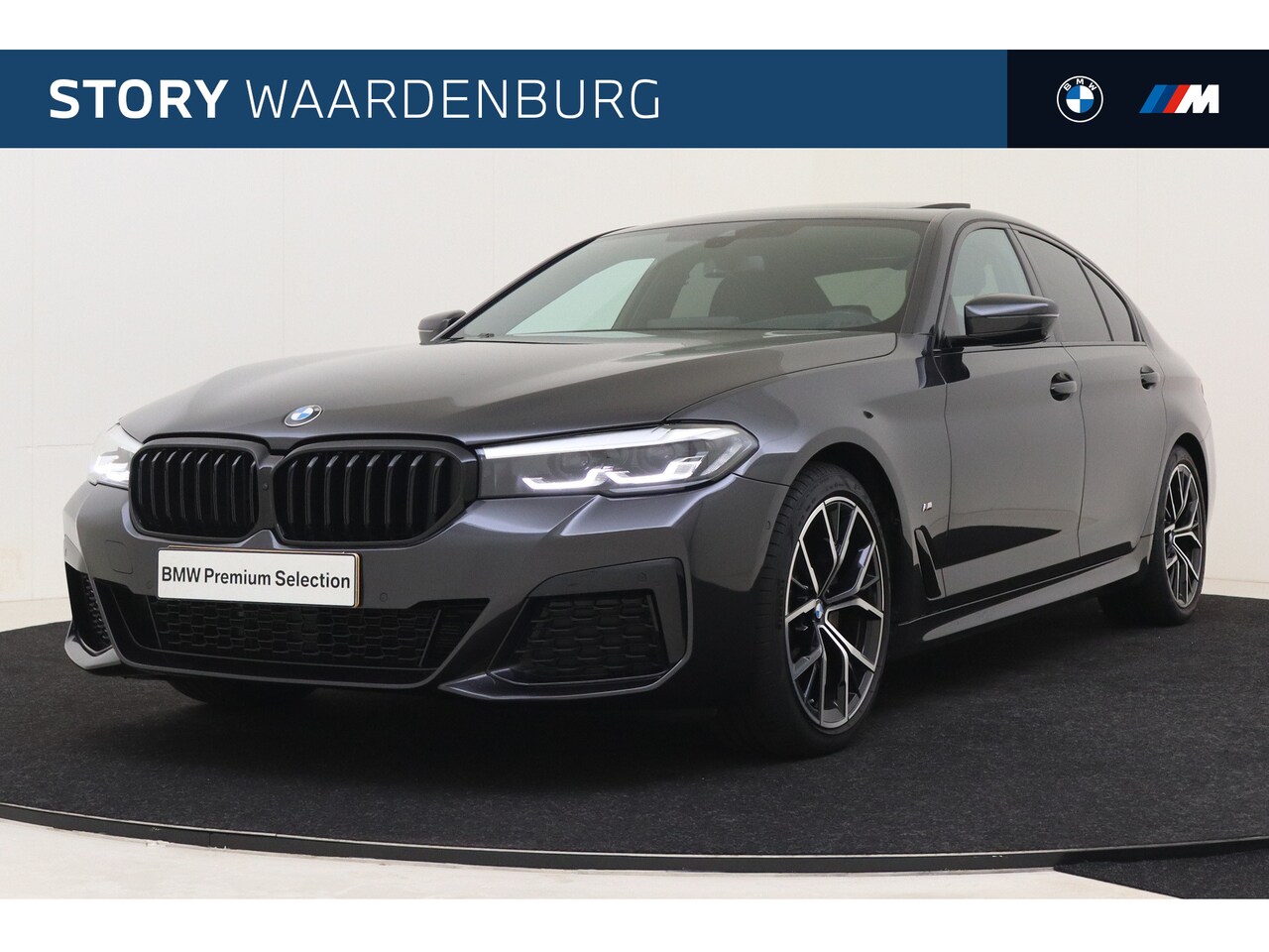 BMW 5-serie - 520i High Executive M Sport Automaat / Schuif-kanteldak / Trekhaak / Parking Assistant Plu - AutoWereld.nl