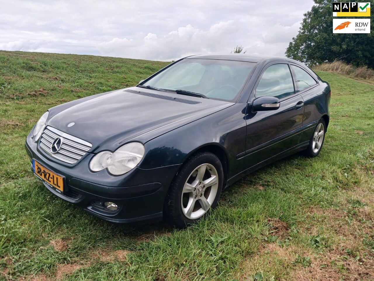 Mercedes-Benz C-klasse Sportcoupé - 180 Kompressor Turbo Lederen bekleding Navigatie Cruise Climate Control Telefoon - AutoWereld.nl