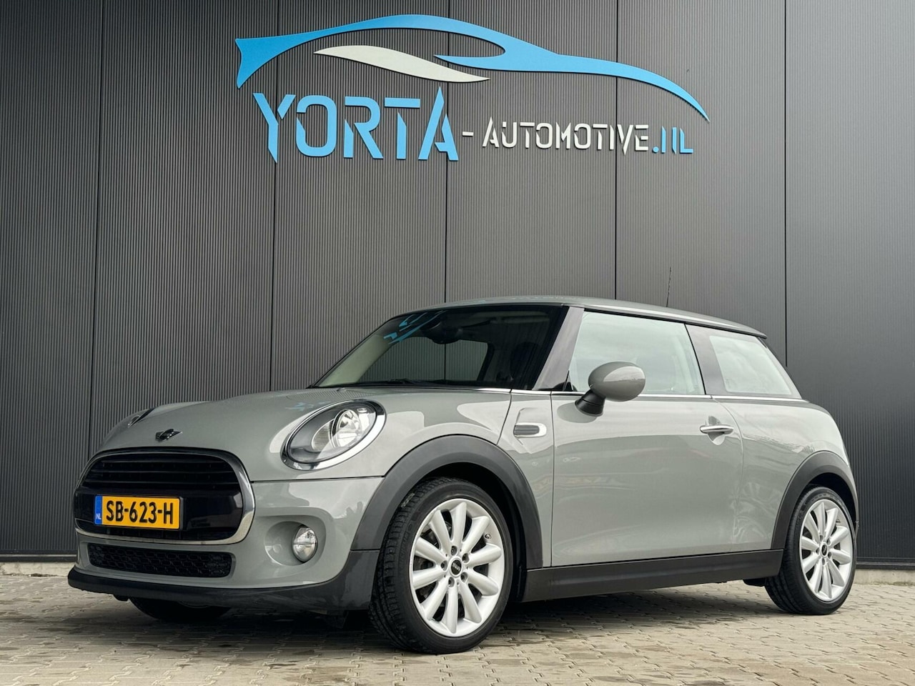 MINI Cooper - Mini 1.5 Pepper 136pk HEAD UP*NAVI*PDC*CRUISE*NL AUTO - AutoWereld.nl