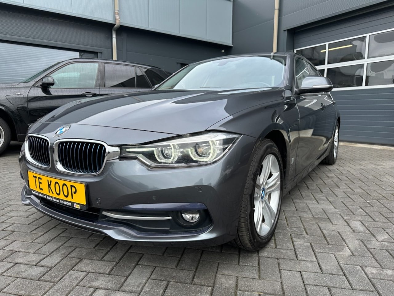 BMW 3-serie - 330e High Executive Automaat, navigatie, airco, cruise control - AutoWereld.nl