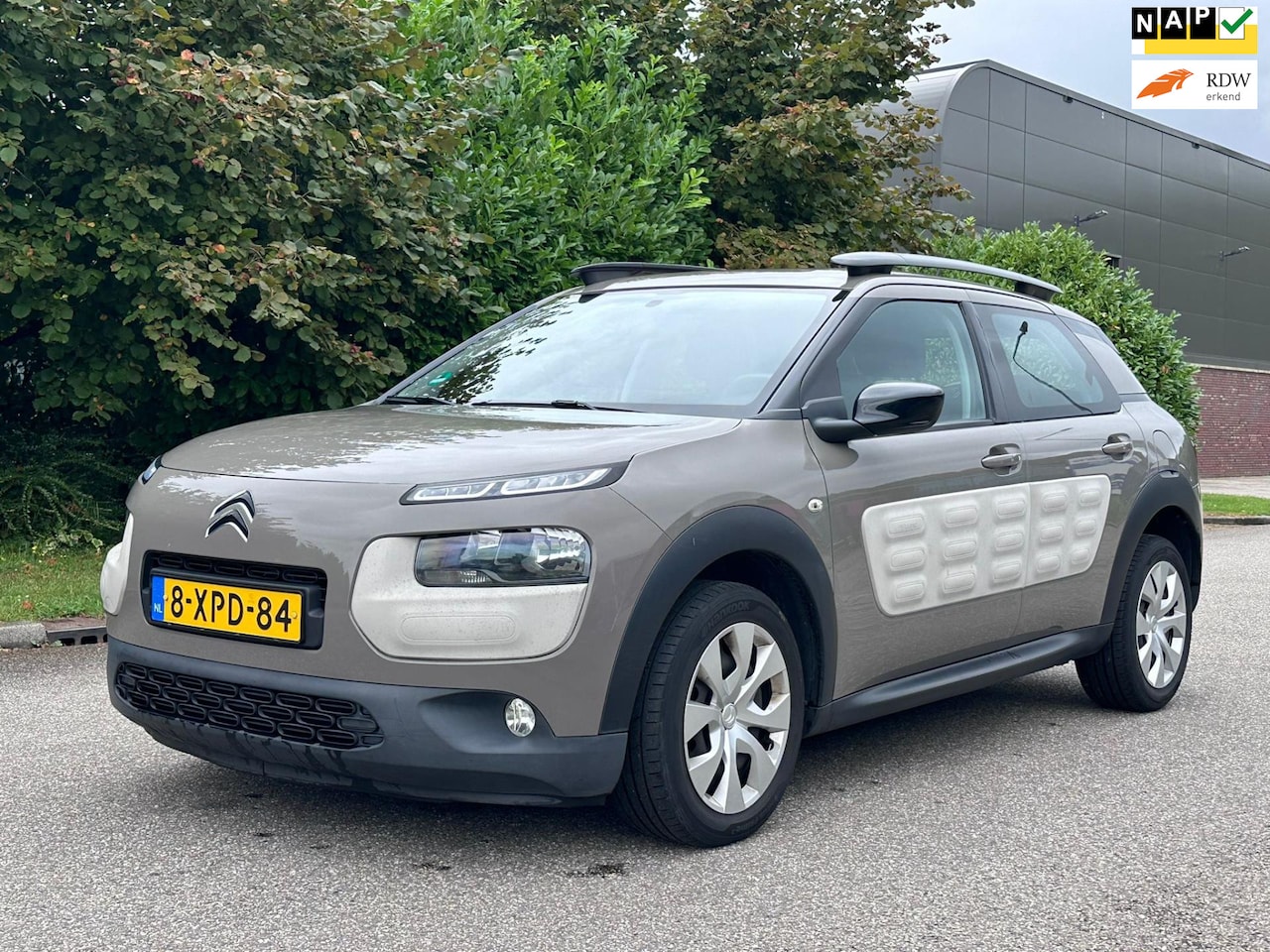 Citroën C4 Cactus - 1.2 e-VTi Feel Automaat*Achteruit Camera*Navi*NAP*Cruise*Clima*Parkeersensoren*LM velgen*1 - AutoWereld.nl