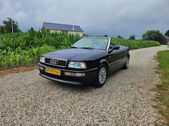 Audi 80 - Cabriolet 2.6 automaat