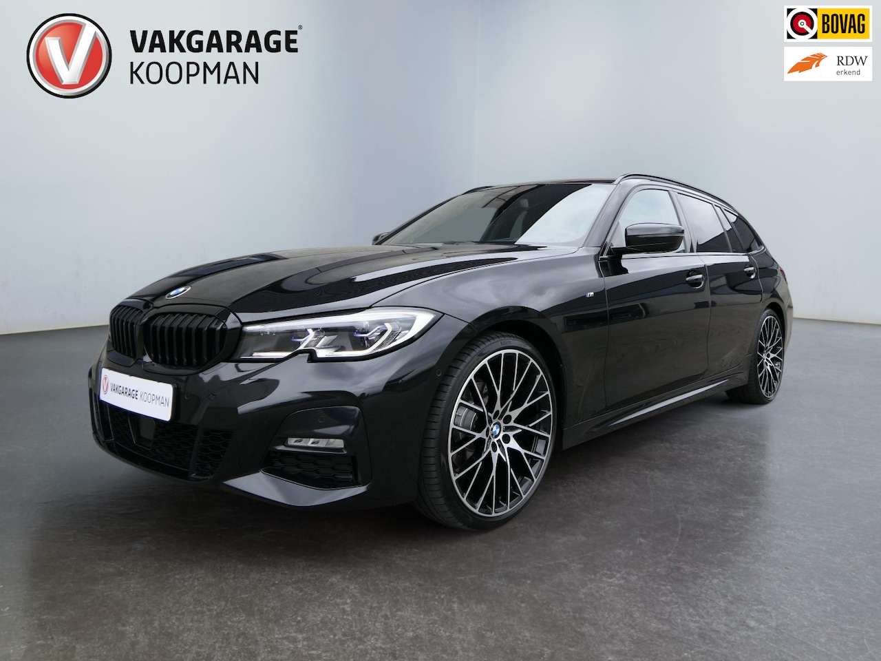 BMW 3-serie Touring - 320i M-SPORT High Exe. 20"/Head-Up/Laser/Trekhaak/Leer. Zeer mooi! - AutoWereld.nl