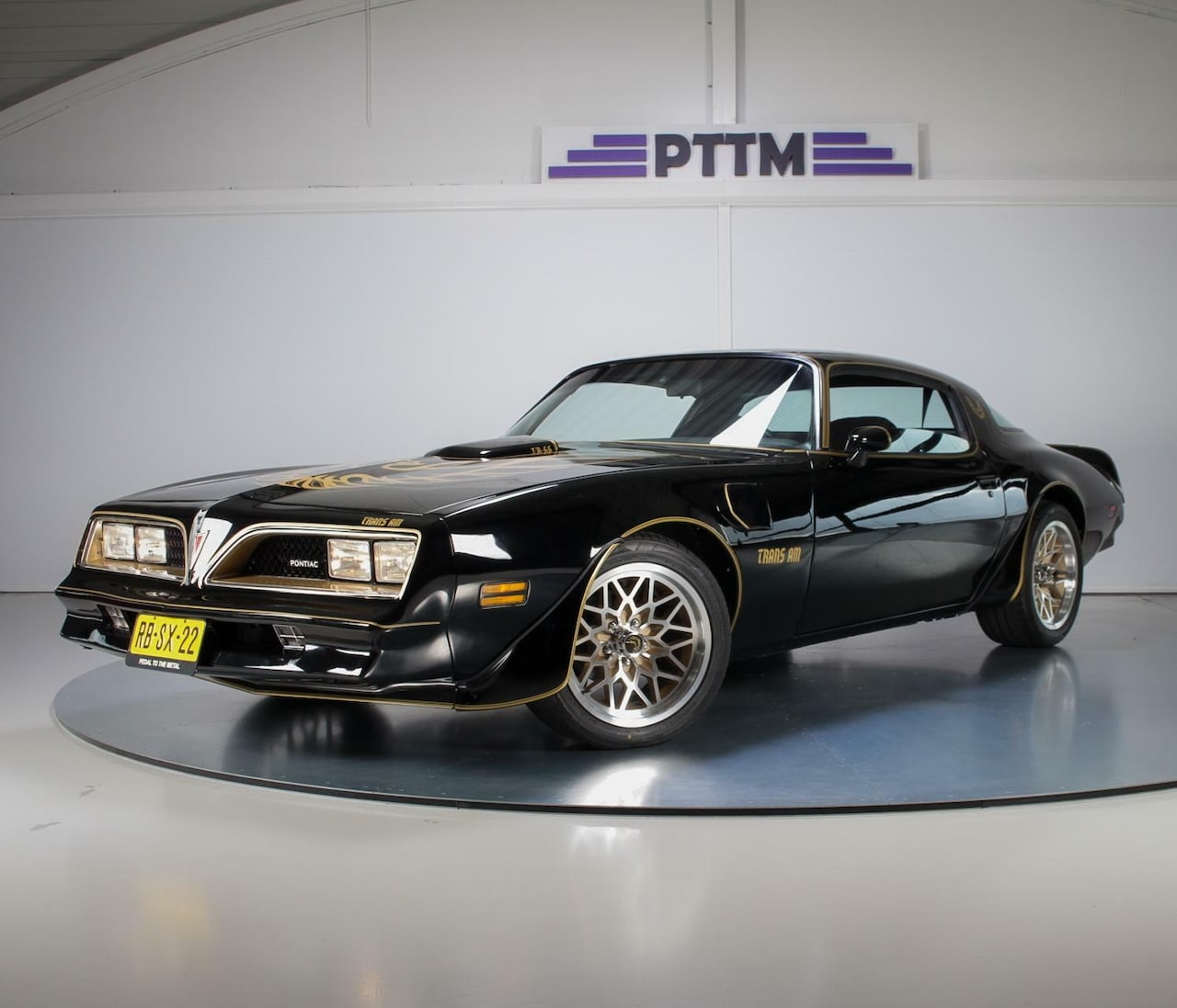 Pontiac Firebird - 6.6 FW 87 Trans Am 6.6 FW 87 Trans Am - AutoWereld.nl