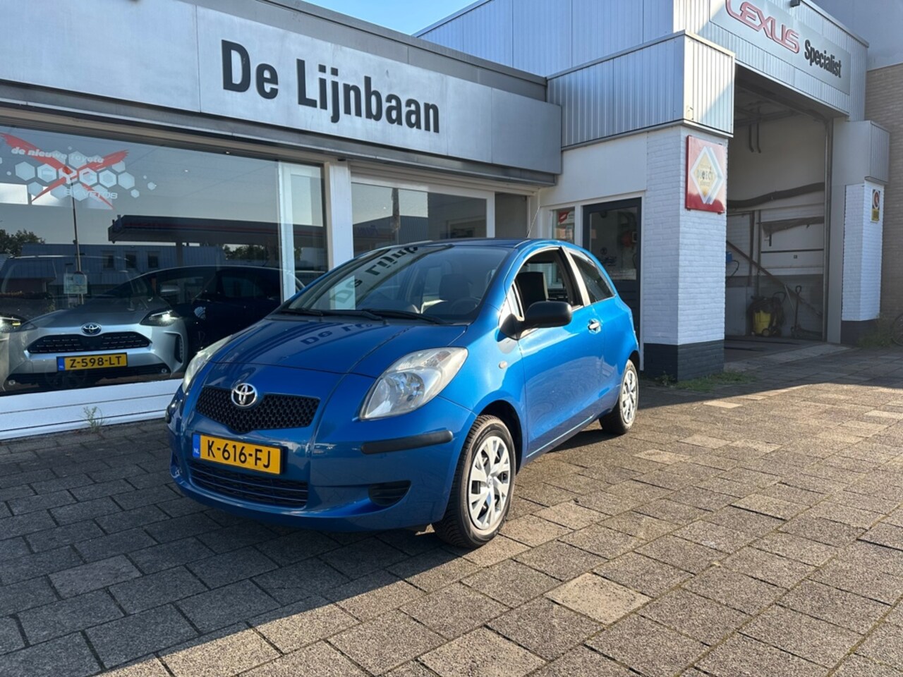 Toyota Yaris - 1.0 VVT-i 1.0 VVTi - AutoWereld.nl