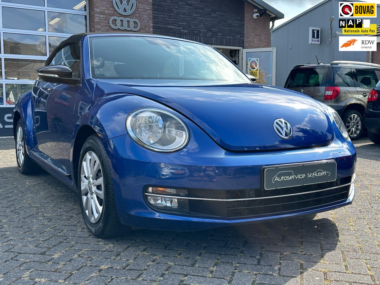 Volkswagen Beetle Cabriolet - 1.4 TSI Sport 1.4 TSI Sport - AutoWereld.nl