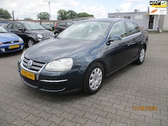 Volkswagen Jetta - Jetta 2.0 FSI Comfortline-AIRCO-CRUIS CONTR