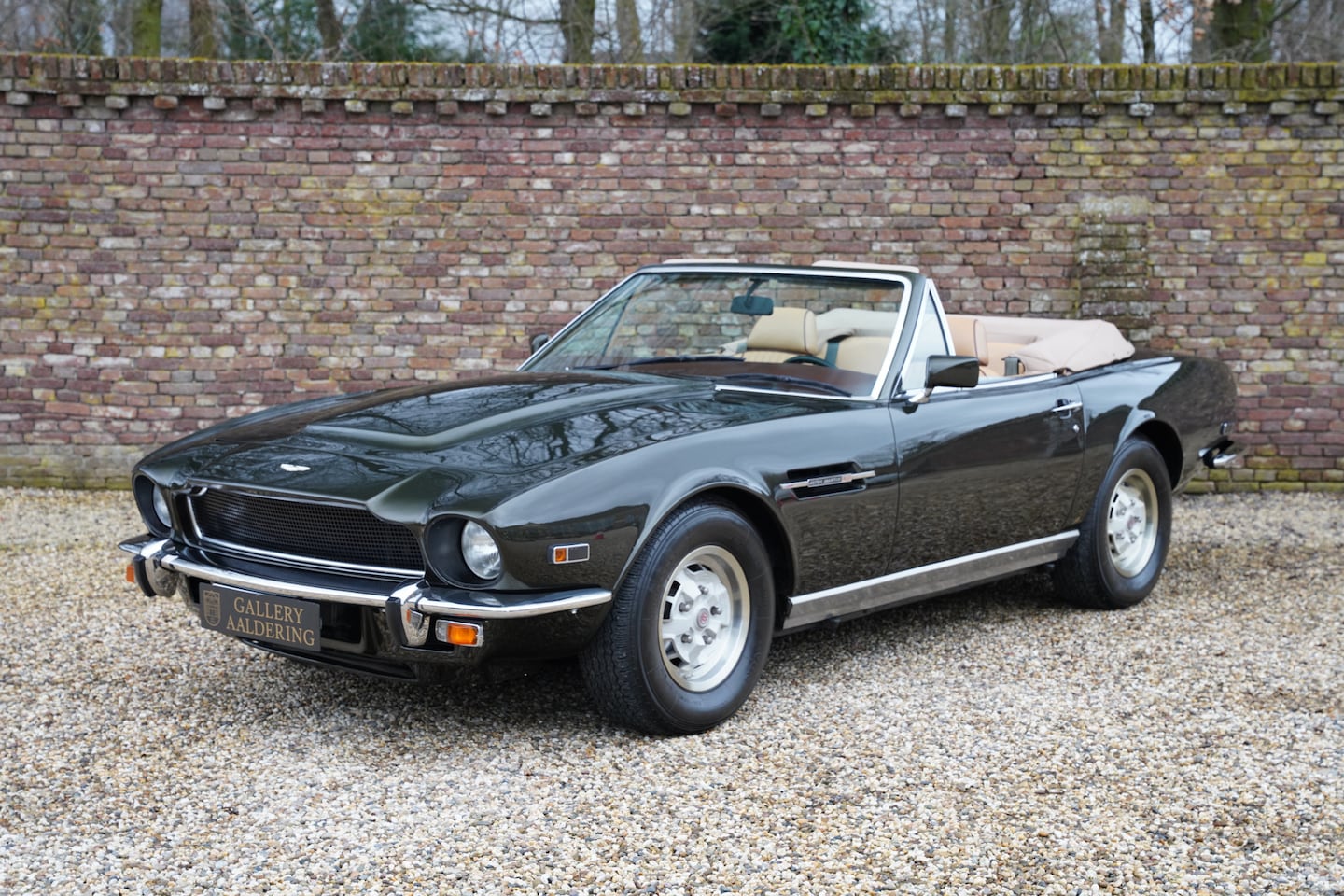 Aston Martin V8 Volante - 5.3 V8 Factory AC, Original interior, beautiful overall condition. - AutoWereld.nl