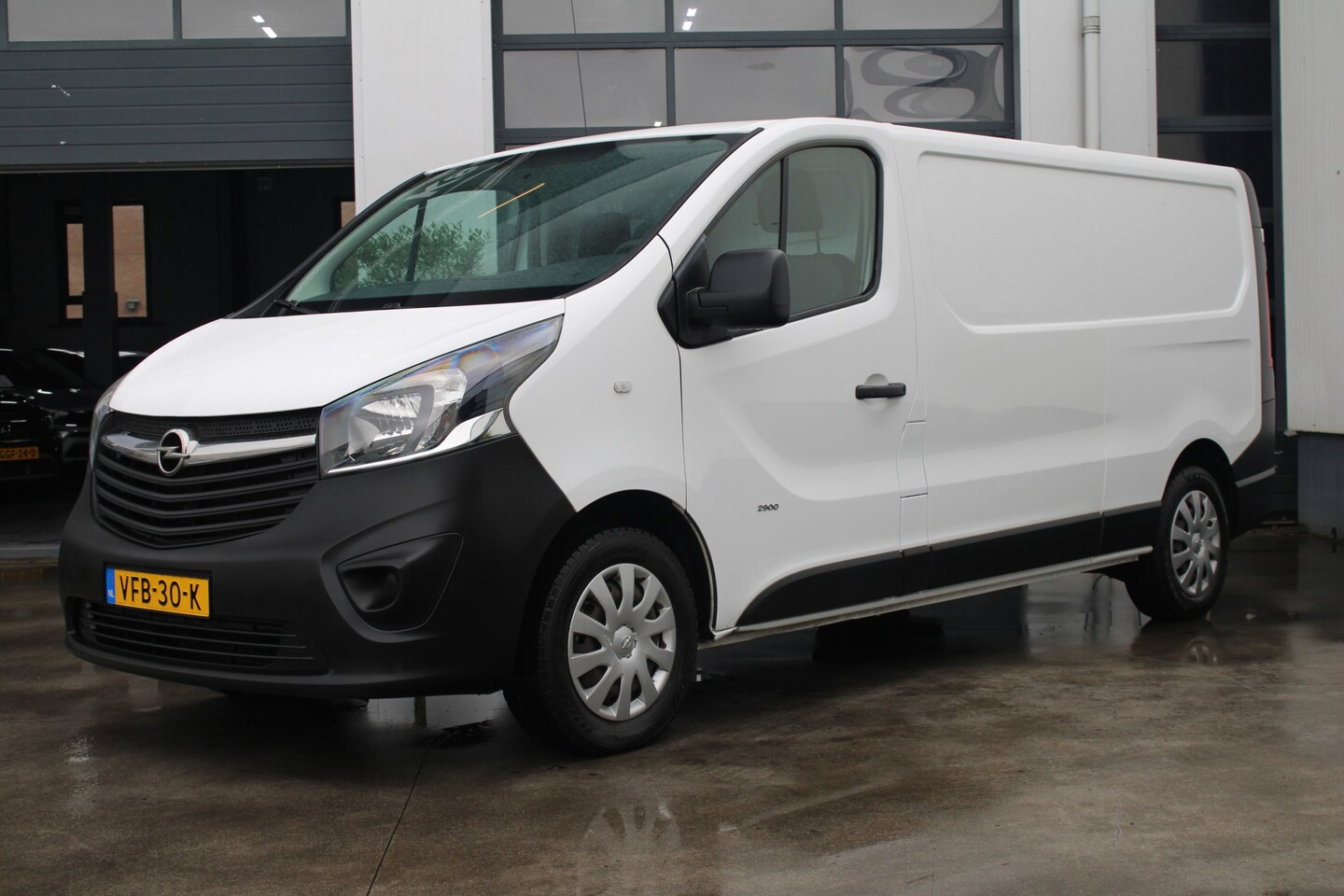 Opel Vivaro - 1.6 CDTI L2H1 DC Selection 1.6 CDTI L2H1 DC Selection - AutoWereld.nl