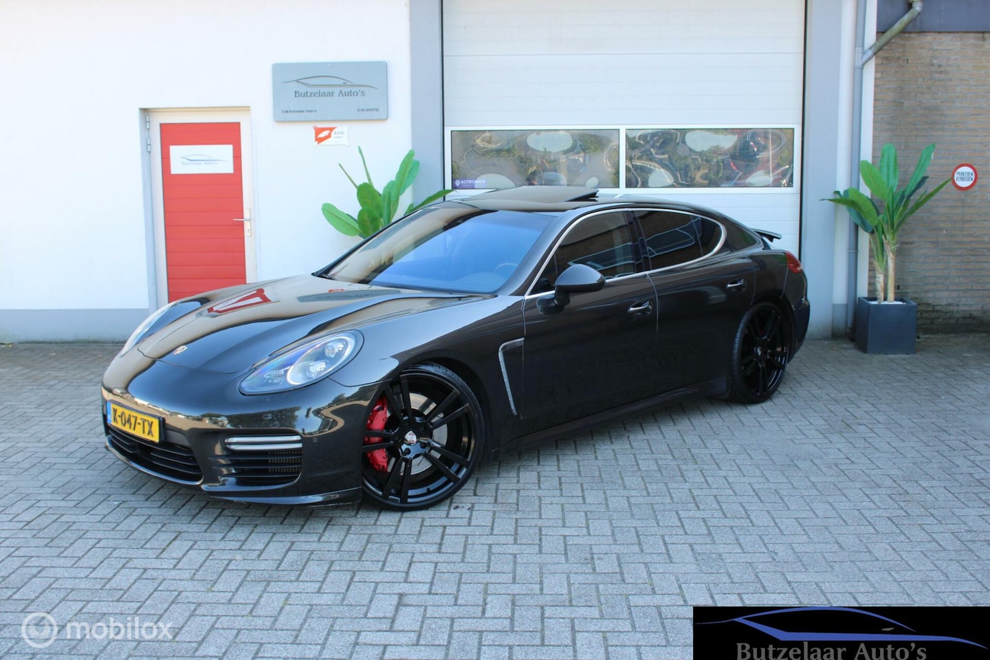 Porsche Panamera - 4.8 Turbo S Full Option 520PK 22inch - AutoWereld.nl