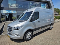 Mercedes-Benz Sprinter - 319 3.0 CDI L2-H2 * LED * Groot Scherm NAVI * Adaptive Cruise Control