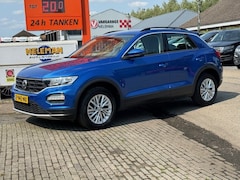 Volkswagen T-Roc - 1.5 TSI 150pk 7-DSG T-Roc Sport bovag-garantie rijklaar