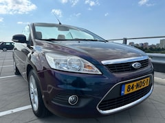 Ford Focus Coupé-Cabriolet - 1.6 Trend Paars Gewraapt Navi Leer Cruise PDC NAP Nette Auto