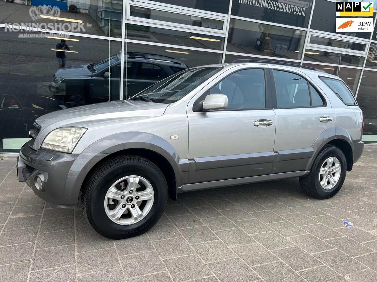 Kia Sorento - 2.4i EX Luxe 2.4i EX Luxe - AutoWereld.nl