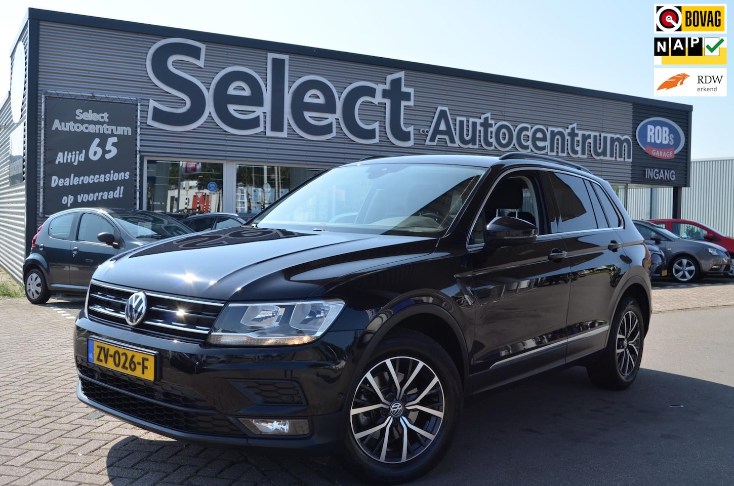 Volkswagen Tiguan - 1.4 TSI Comfortline Business R|ADAPT CC|STOELVERW| - AutoWereld.nl