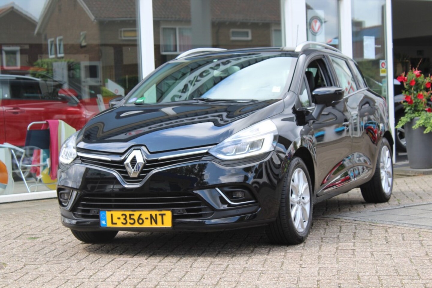 Renault Clio - 1.2 TCe Intens 1.2 TCE INTENS - AutoWereld.nl