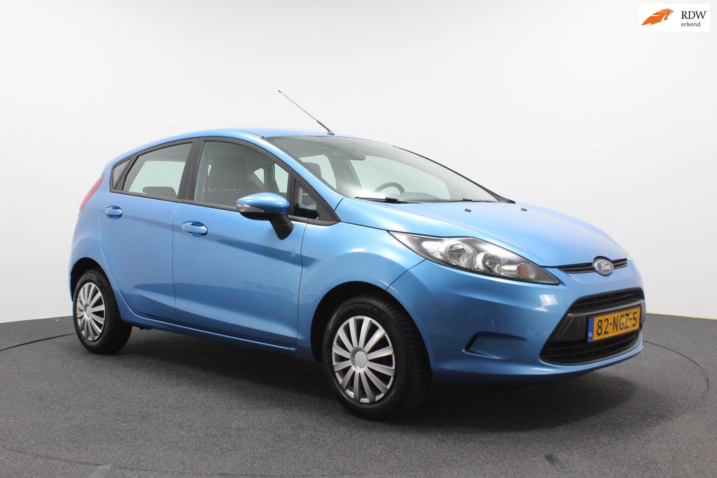 Ford Fiesta - 1.25 Limited | Airco | Goed onderhouden | Centrale vergrendeling - AutoWereld.nl