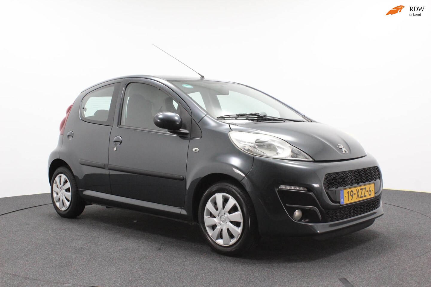 Peugeot 107 - 1.0 Active | Airco | zeer goed onderhouden | Nette auto - AutoWereld.nl