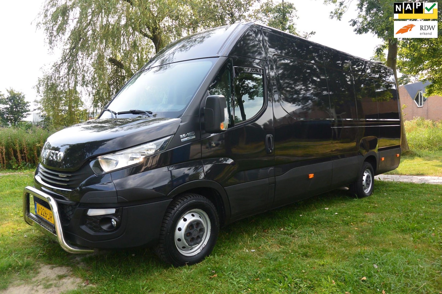 Iveco Daily - 35S16V 2.3 410 H3*automaat*airco*cruise*lift*camera - AutoWereld.nl