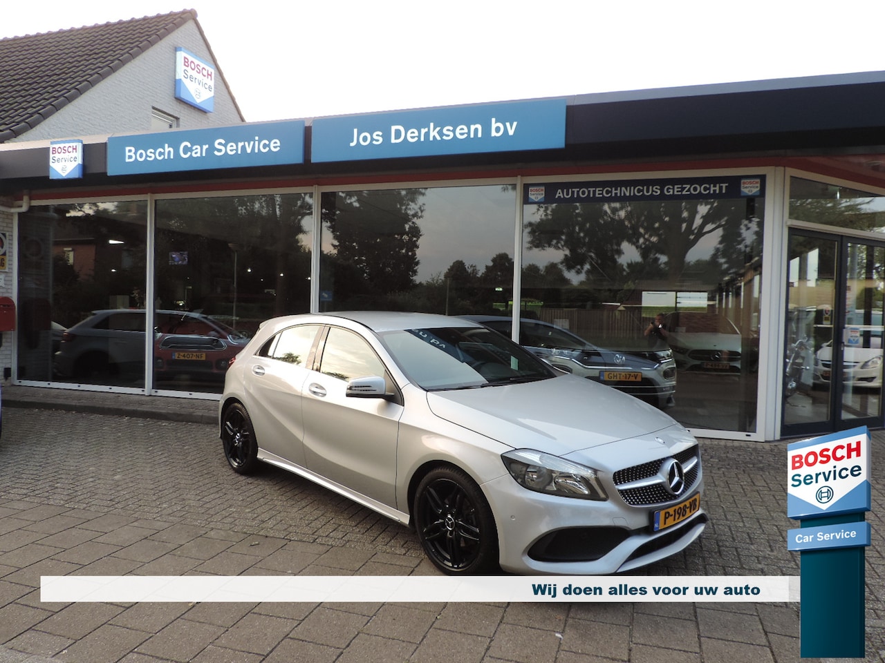 Mercedes-Benz A-klasse - 180 90kW Automaat AMG Sport Line - Business pakket | Nav | PDC v+a | Stoelverwarming - AutoWereld.nl