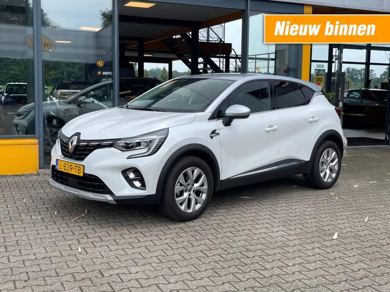 Renault Captur - 1.0 TCe 90pk Intens - Navi - camera - LED - AutoWereld.nl