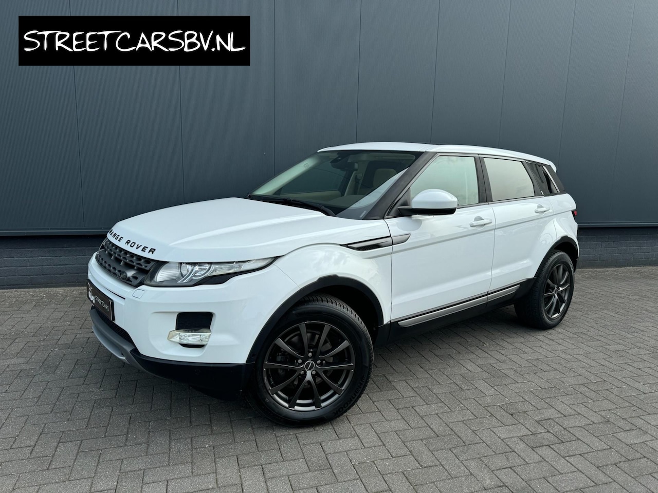 Land Rover Range Rover Evoque - 2.2 TD4 4WD Prestige Pano Full! - AutoWereld.nl