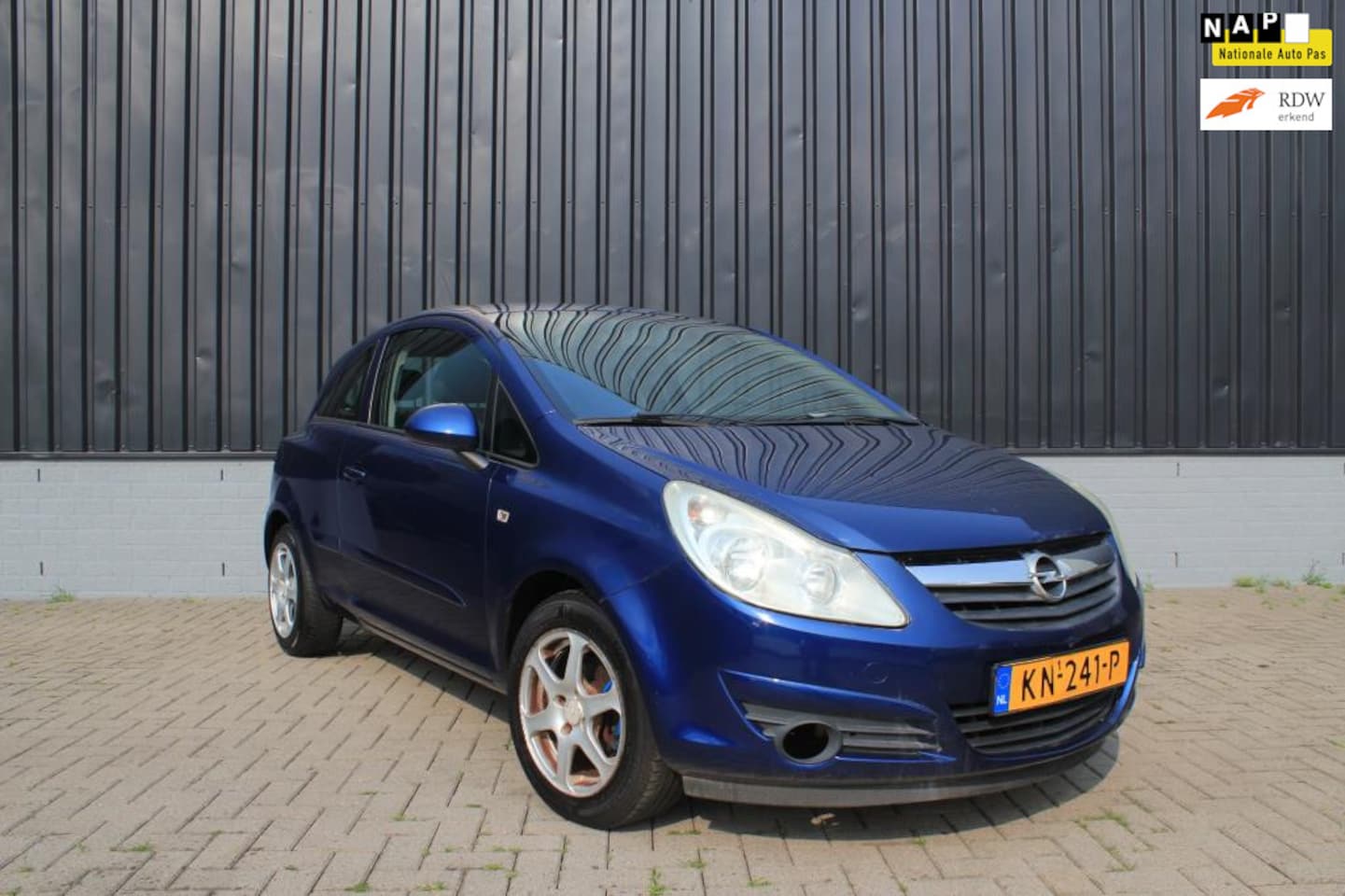 Opel Corsa - 1.0-12V Essentia AIRCO/ELEKTRISCHE RAMEN/ 1 JAAR APK - AutoWereld.nl