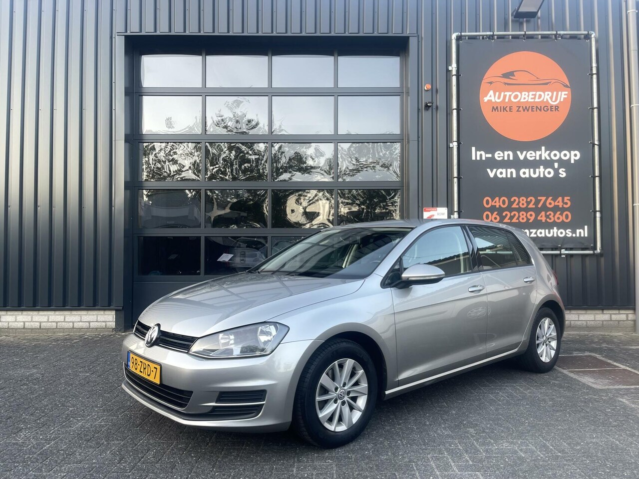 Volkswagen Golf - 1.4 TSI NAVIGATIE|TREKHAAK|STUURBEDIENING|BLUETOOTH|5-DEURS|ORIGINEEL NL - AutoWereld.nl