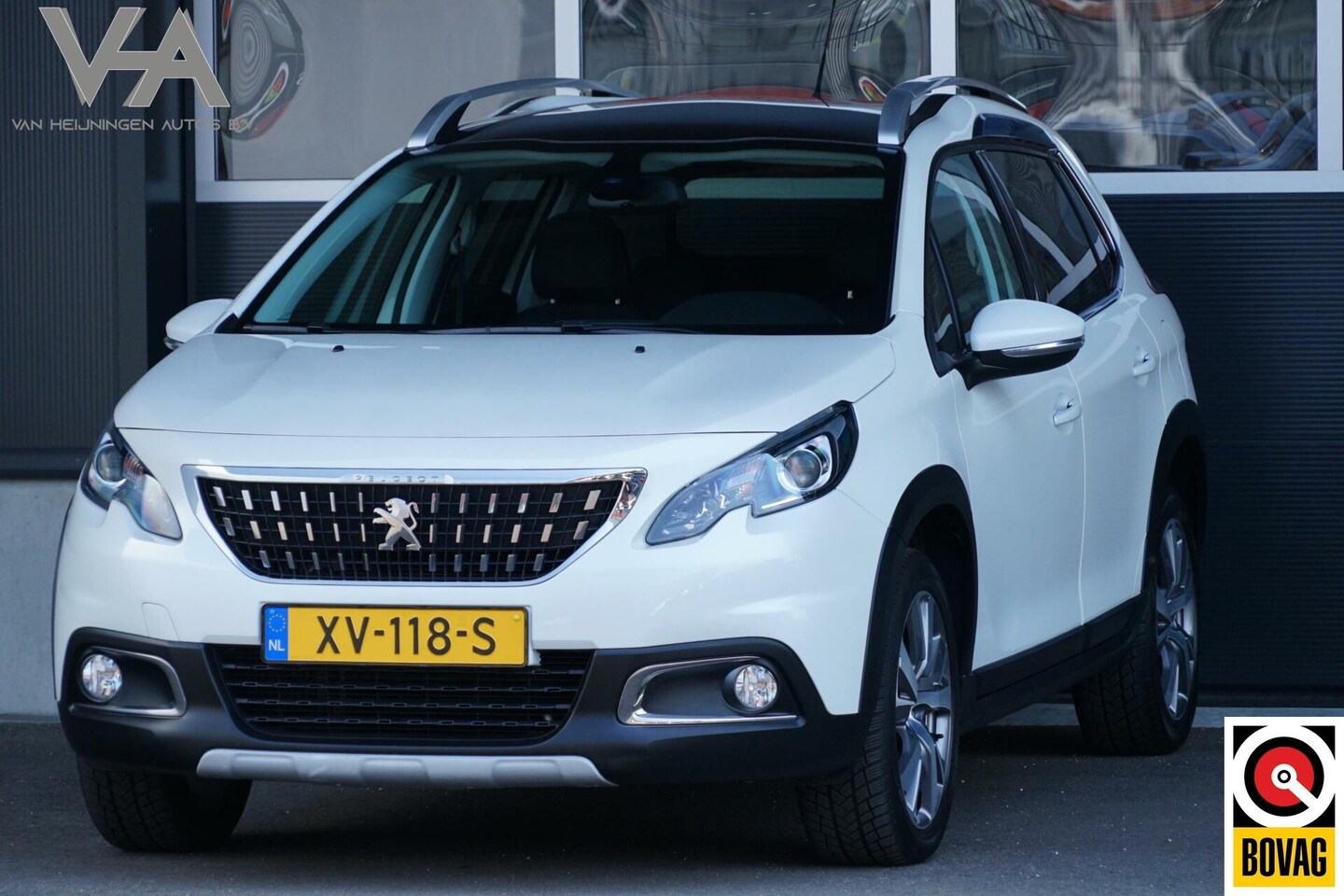 Peugeot 2008 - 1.2 PureTech Blue Lease Allure 1.2 PureTech Blue Lease Allure, NL, veel opties - AutoWereld.nl