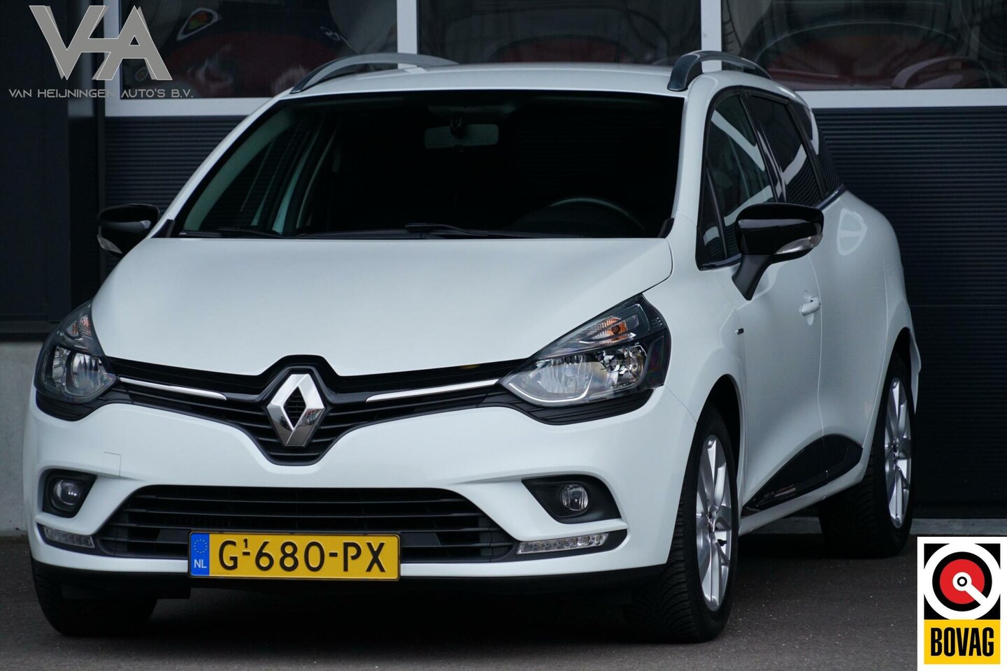 Renault Clio Estate - 0.9 TCe Limited 0.9 TCe Limited, NL, PDC, keyless, navi - AutoWereld.nl